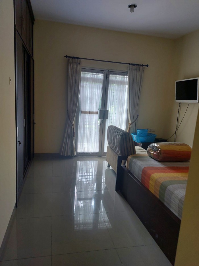 Rumah Disewakan di Cluster Meadow Green Lippo Cikarang
